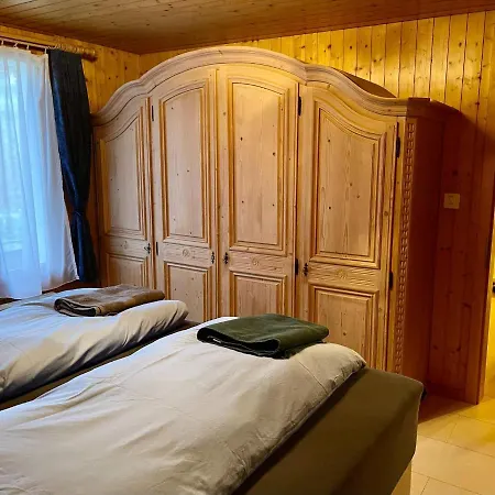 Schoene Mit Seeblick * Thun