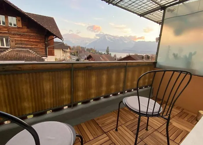 Schoene Mit Seeblick Lejlighed