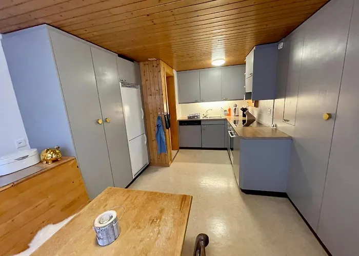 Schoene Mit Seeblick